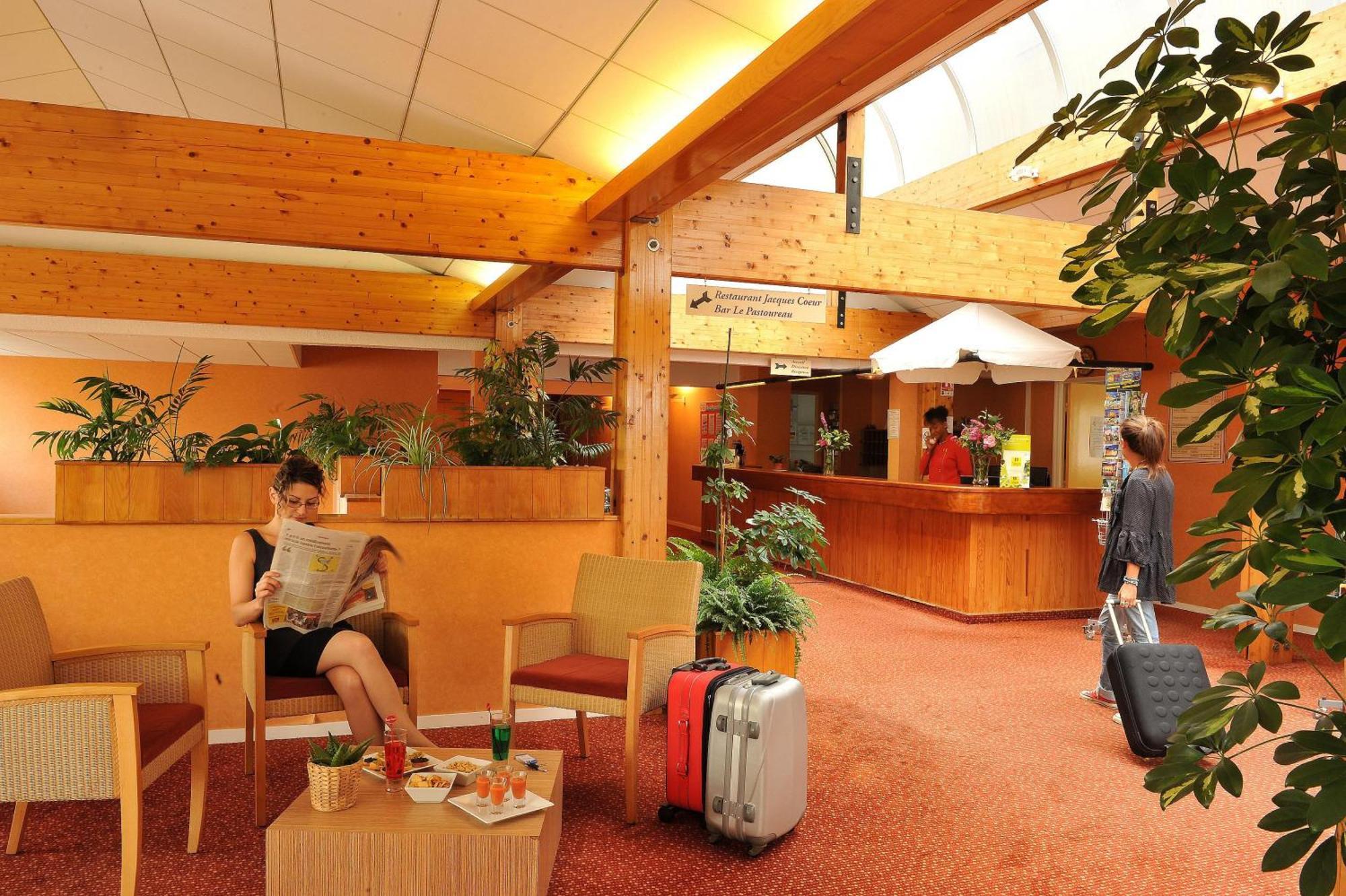 Logis Hotel Le Relais Du Moulin Valençay エクステリア 写真
